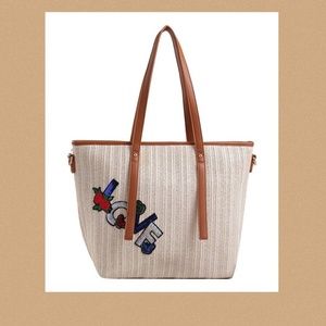 "LOVE HAMPTON" WOVEN TOTE BAG~MKF BY MIA K.~LIGHT TAN W/"LOVE" APPLIQUE~OS